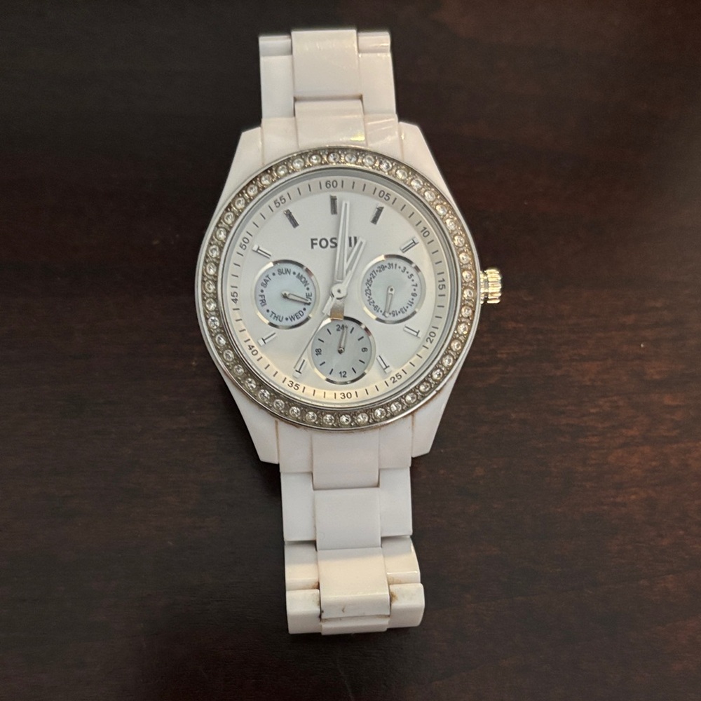 Fossil Ivory Watch with Sparkling Accents